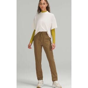 Lululemon Stretch High-Rise Pant